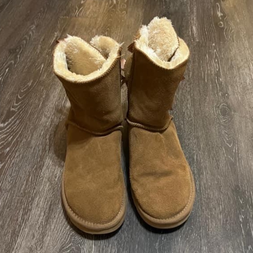 Uggs with Bows